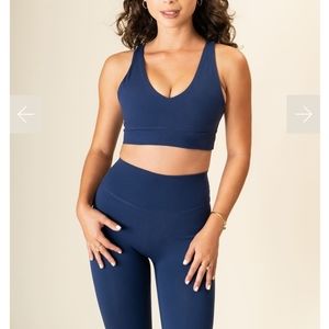 NEW Paragon Supportive Plunge Crop Top Sports Bra